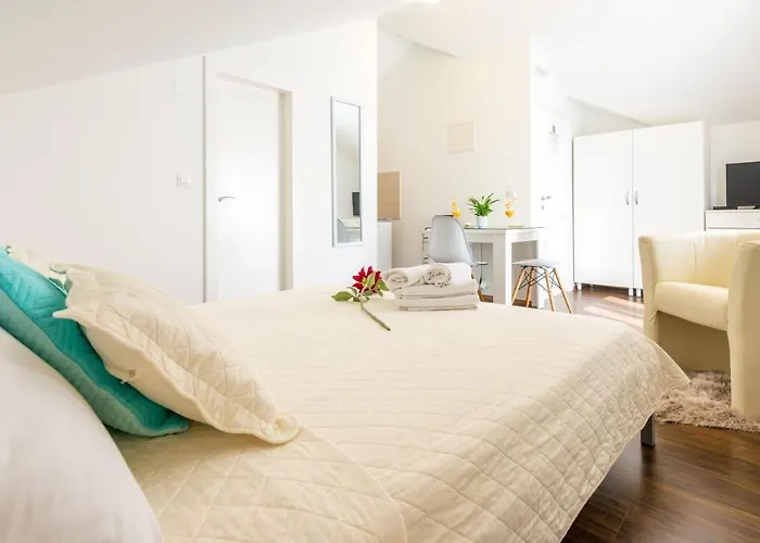 Sandra Solitudo Ii *