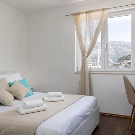 Sandra Solitudo Ii *