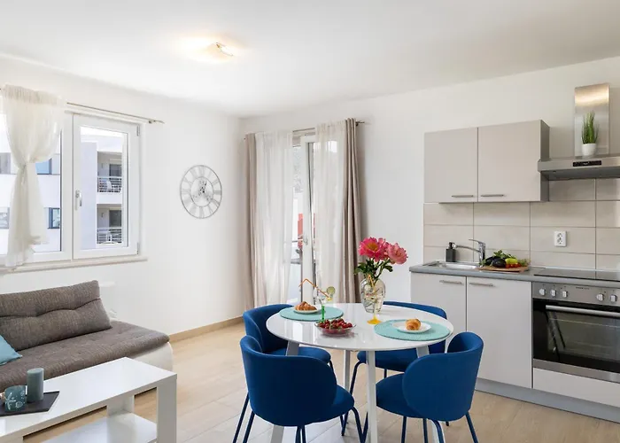 Apartment Sandra Solitudo Ii
