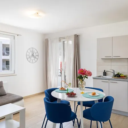 Appartement Sandra Solitudo Ii