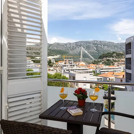 Sandra Solitudo Ii * Dubrovnik