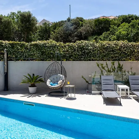 Sandra Solitudo Ii Appartement *