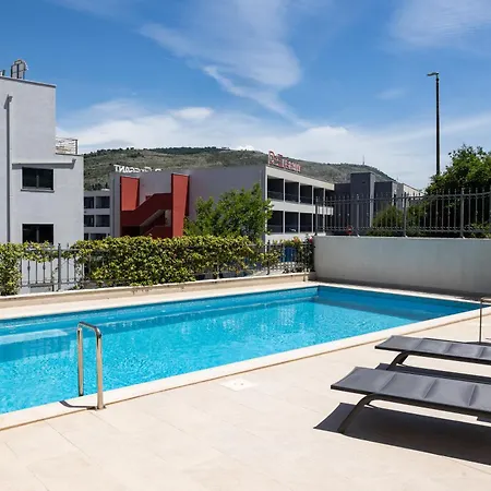 Lägenhet Sandra Solitudo Ii